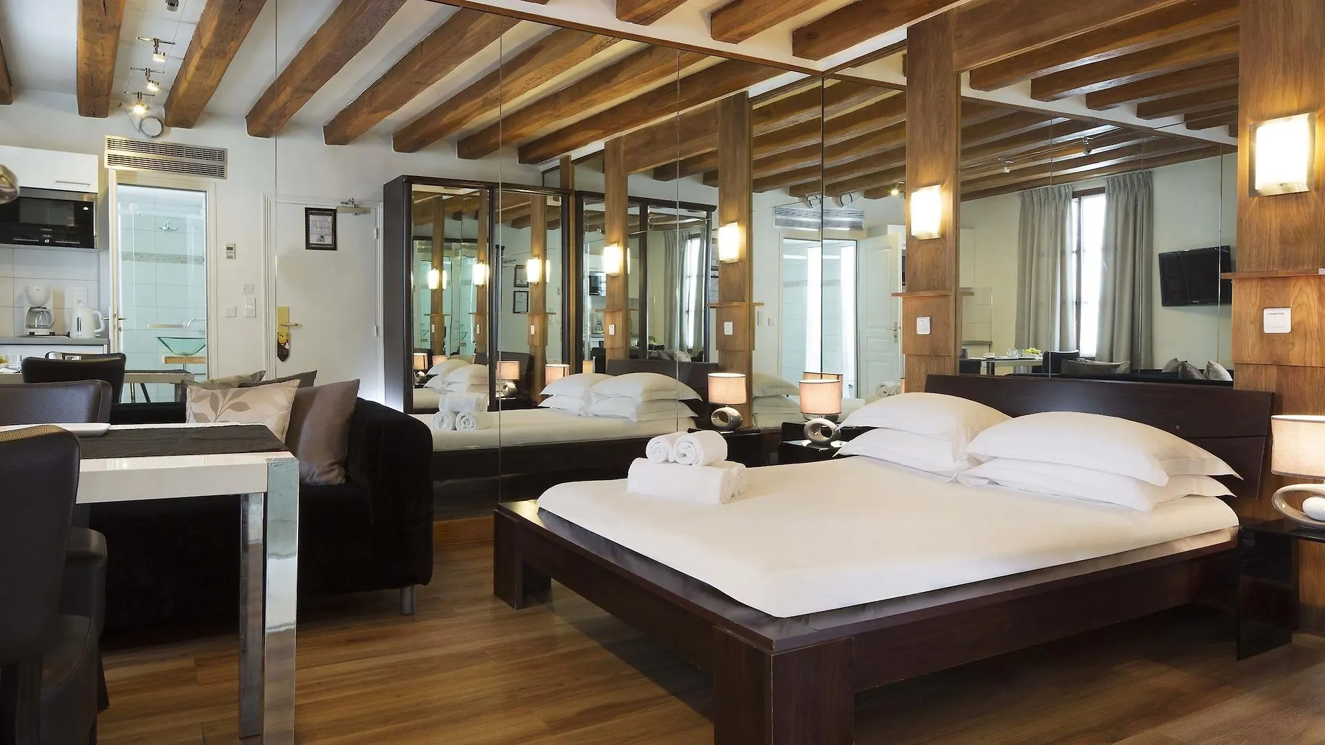 Du Lion D'or Louvre Hotel apartamentowy 3*
